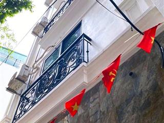 Bán nhà 30m chính chủ lai xá ngõ nông thuận tiện