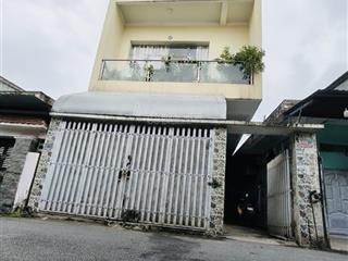 Nhà 2 lầu 1 trệt và 6 phòng trọ gần chợ đầu mối thủ đức