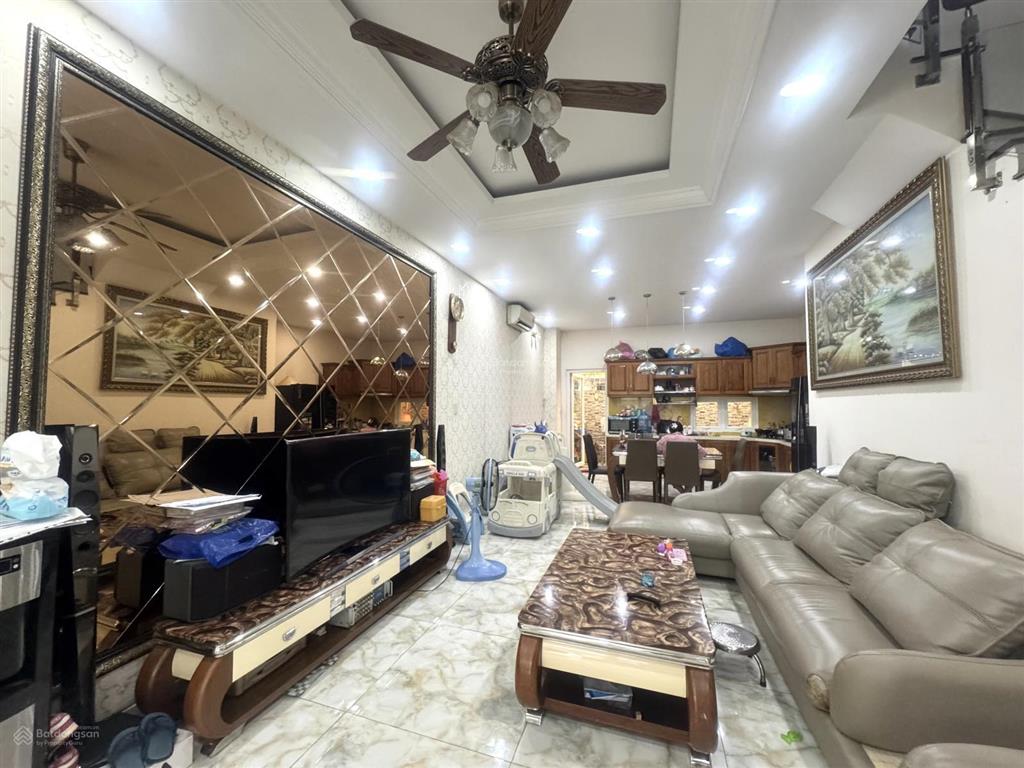 Chính chủ cần bán nhà tại mega ruby khang điền, quận 9.