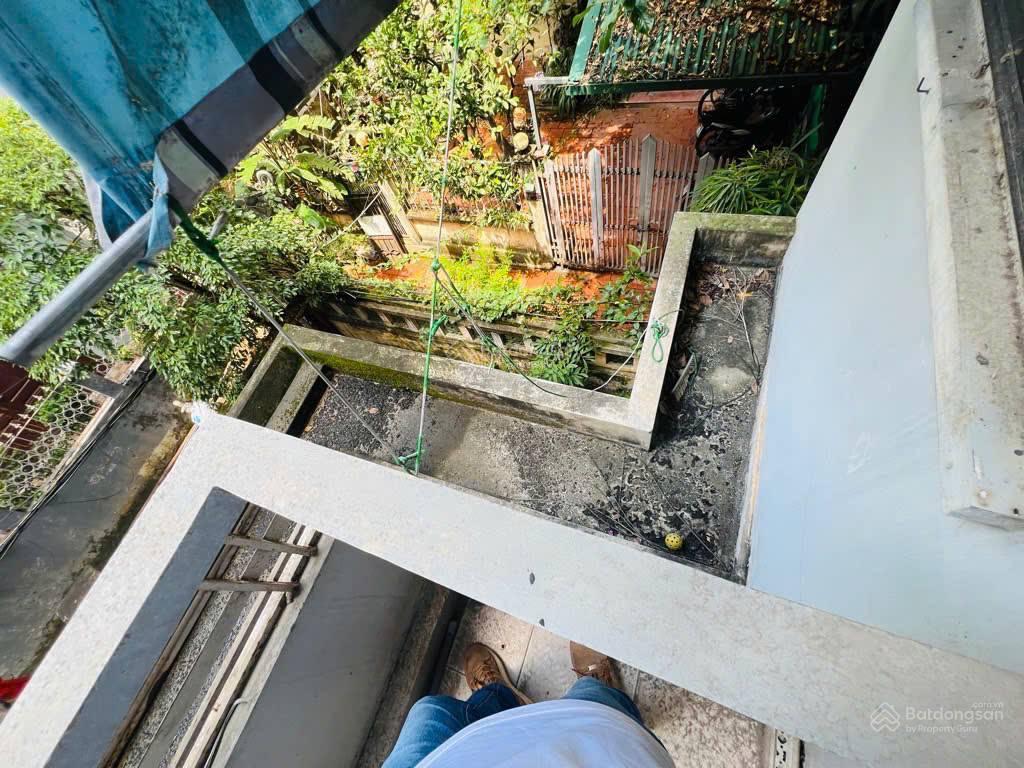 Bán nhà khương đình, 27,6 tỷ, 156 m2  phù hợp xây ccmn khai thác dòng tiền, chia 2 lô, hoặc để ở.