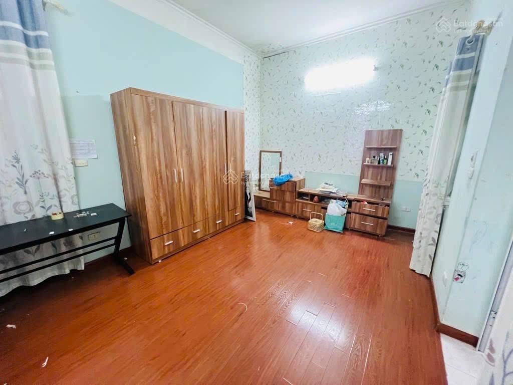 Bán nhà khương đình, 27,6 tỷ, 156 m2  phù hợp xây ccmn khai thác dòng tiền, chia 2 lô, hoặc để ở.