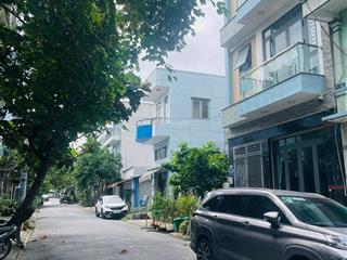 Nhà 3 tầng  ngang 6m bề thế  trục nguyễn ảnh thủ quận 12  nhình 5 tỷ