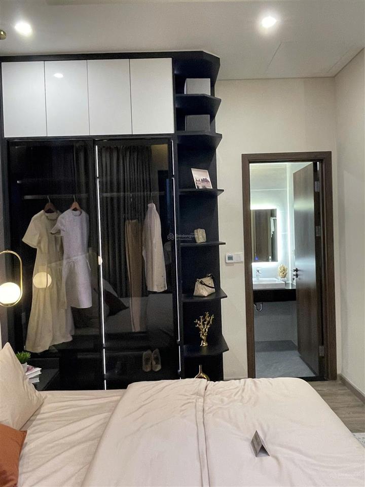 Bán gấp căn hộ góc a&t sky garden 3pn, 2wc, 91m2 tầng trung, view đẹp