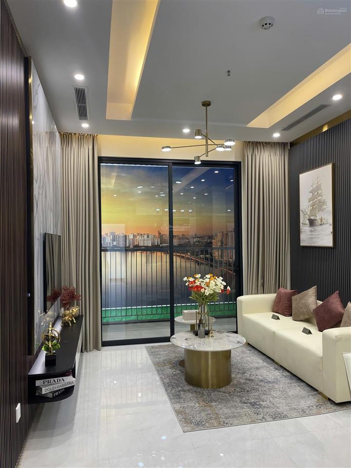 Bán gấp căn hộ góc a&t sky garden 3pn, 2wc, 91m2 tầng trung, view đẹp