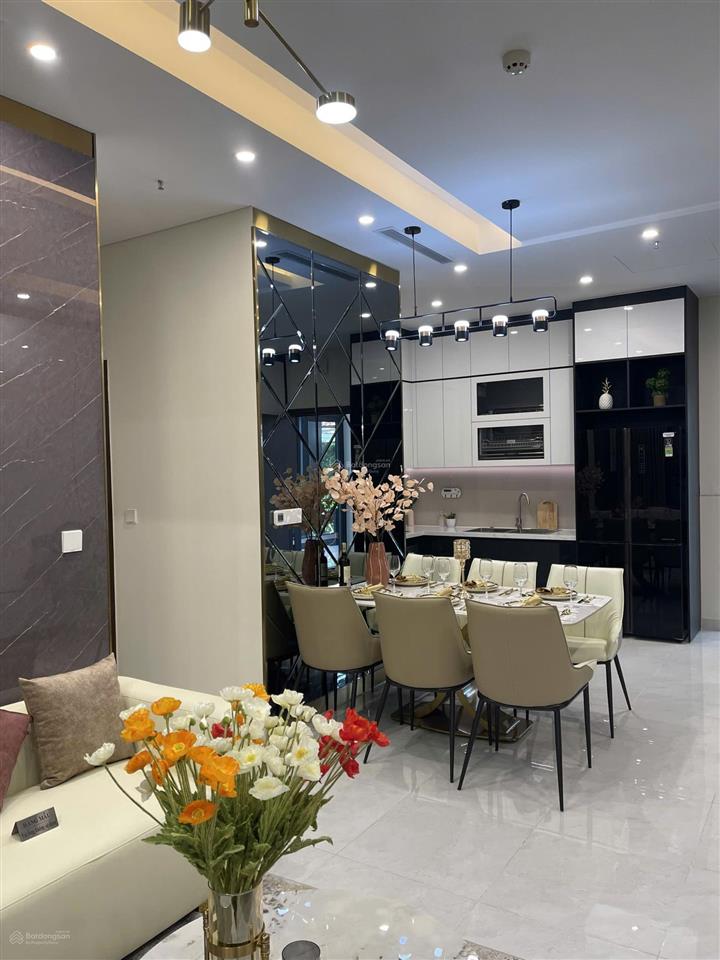 Bán gấp căn hộ góc a&t sky garden 3pn, 2wc, 91m2 tầng trung, view đẹp