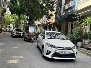 Đất trung kính lớn  dt 135m2  mt khủng  vỉa hè ô tô tránh  xây vp  giá 43 tỷ