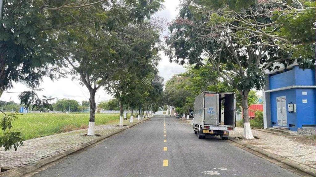 Đón đầu sân bay,đất mặt tiền liền kề sân bay long thànhgiá 13tr/m2dân cư sầm uấts