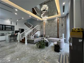 Giá mềm  biệt thự gần hồ 24,5ha. dt 135m2, 4t, mt 9m, full đồ. giá 29 tỷ