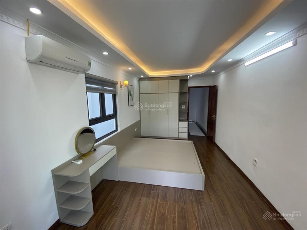 Bán nhà 5 tầng mới tinh nguyễn văn linh, thạch bàn, long biên giá chào 7.6 tỷ