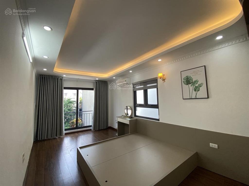 Bán nhà 5 tầng mới tinh nguyễn văn linh, thạch bàn, long biên giá chào 7.6 tỷ