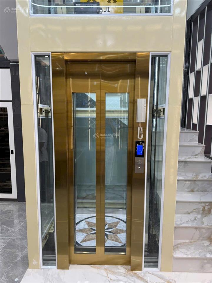 Siêu phẩm mặt tiền 5 tầng, 5 phòng ngủ, thang máy 450kg, sân xe hơi, 12,5 tỷ, công chứng ngay