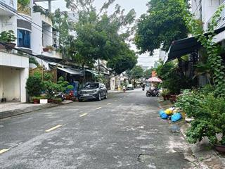 Siêu phẩm họ lê, nhà 4 tầng, q.tân phú. 6.7x 20m nở hậu 8.8m giá 18.9 tỷ còn bớt !