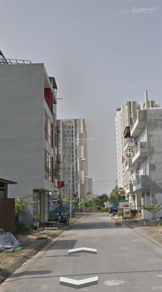 *** bán nhanh lô đất 35m2 tái định cư, phố nguyễn khắc viện, việt hưng. giá 8,9tỷ.