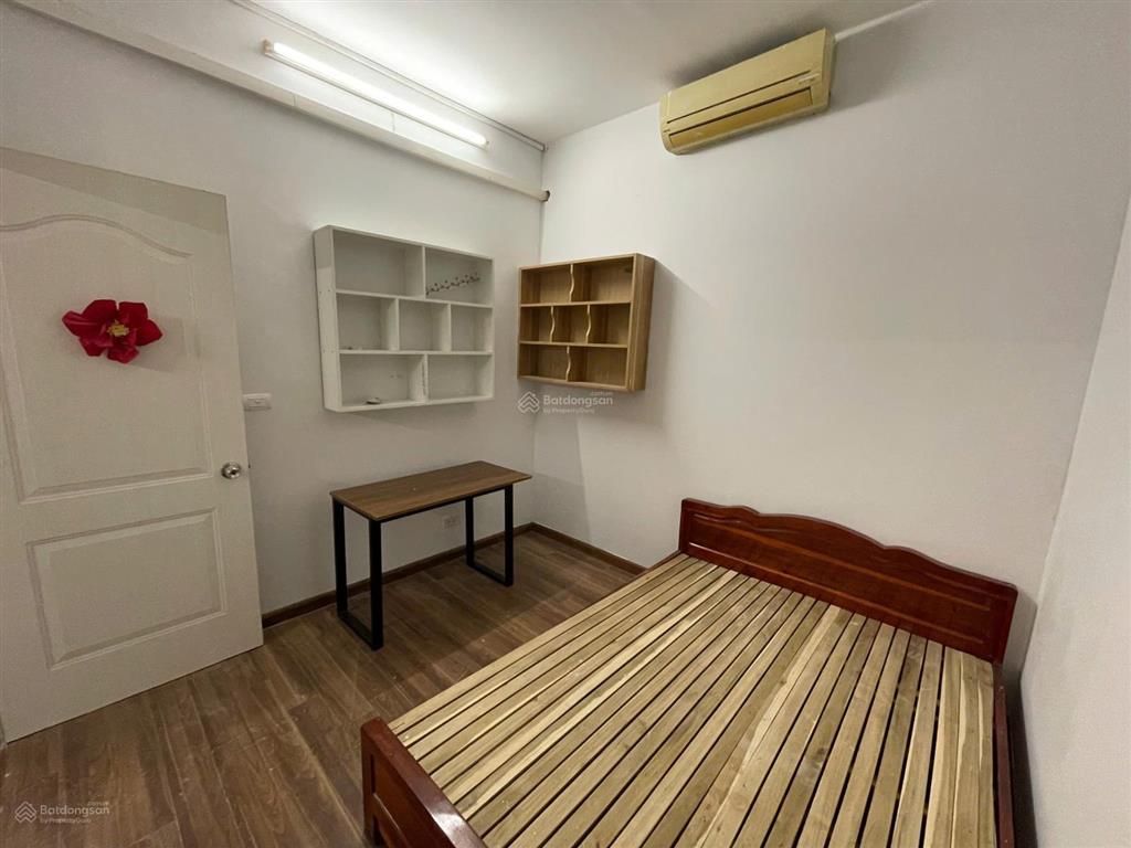 Bán căn hộ mới đẹp, full nội thất, ở ngay toà pcc1 view cực thoáng, sổ đỏ chính chủ giá chỉ 3,75 tỷ