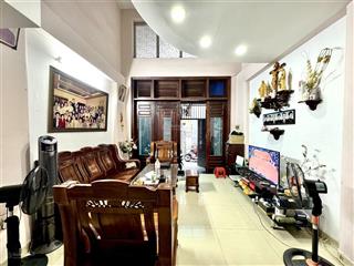 Phố thời trang lê văn sỹ  5 tầng  sát mặt tiền  5pn  giá 9,1 tỷ