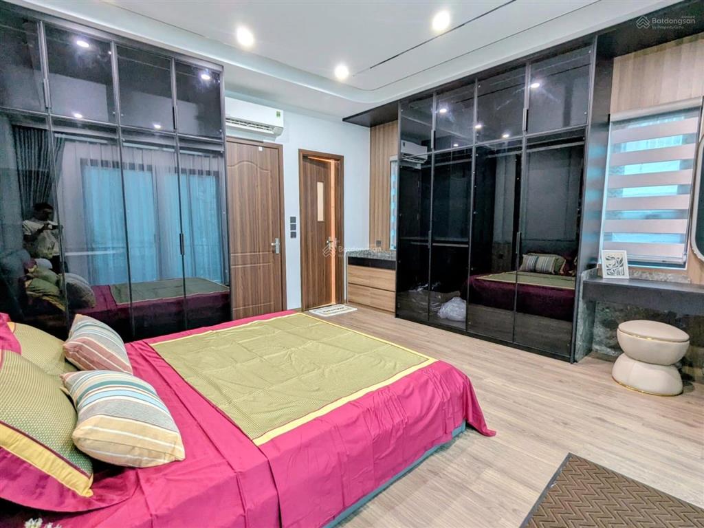 Mai động  lô góc  ngõ thông  ô tô lùi cửa  thang máy  full nội thất hoàng gia