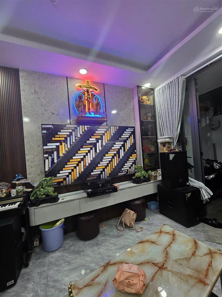 Hiếm bán nhà đẹp sát vách quận 1  p15, bình thạnh 74m2  giá 7,9 tỷ