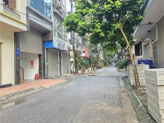 Phân lô cầu giấy, mai dịch, vỉa hè, ô tô tránh, kinh doanh, dt 80m, 8 tầng giá hơn 20 tỷ.