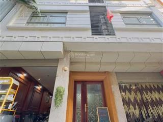 Bán tòa khách sạn phố thái hà, 117mx7 tầng, dòng tiền gần 5 tỷ/năm .