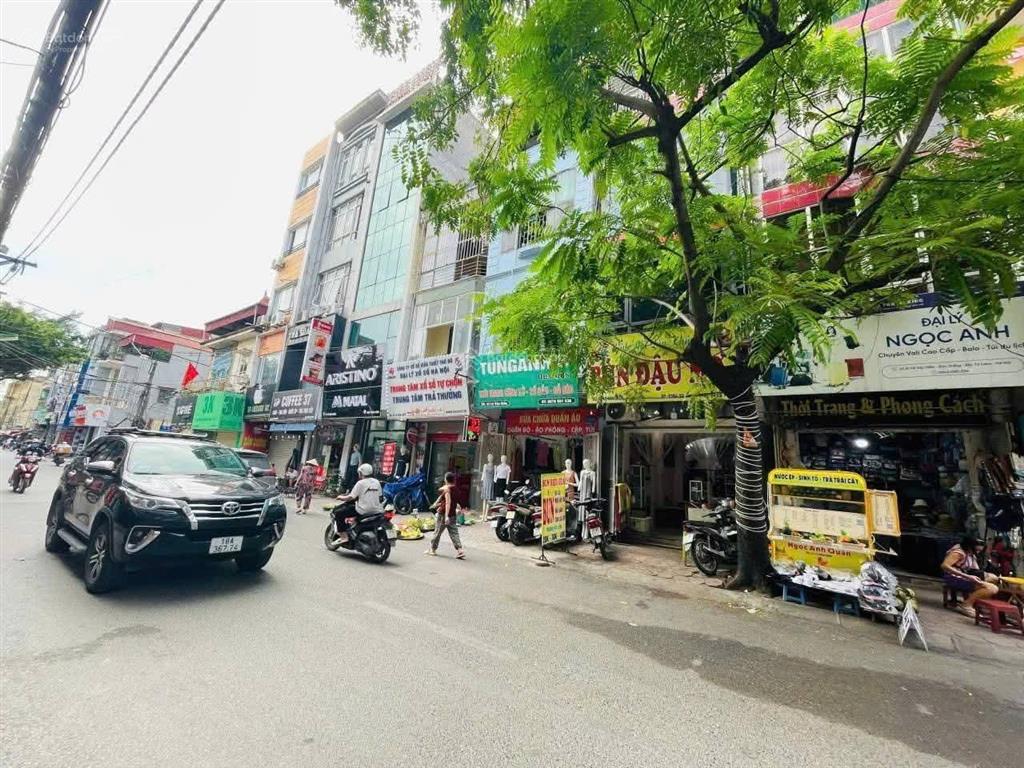 Bán nhà mặt phố tôn thất tùng đống đa. 55m, 3t, mt 7m. dòng tiền 55tr. giá chỉ 25 tỷ.