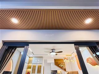 Bán nhà mới 3 tầng  hxh vf3  4.5x5m dtsd 72m  ngay ngã tư hàng xanh bình thạnh  chỉ 5.28 tỷ