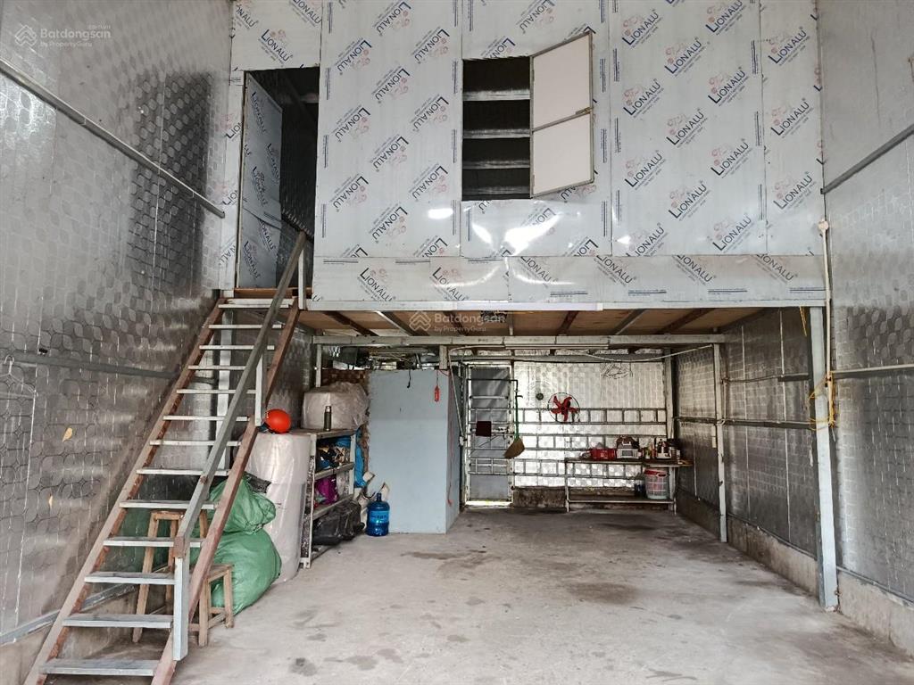 Chính chủ cho thuê nhà kho xưởng 50m2 + 20m2 gác xép