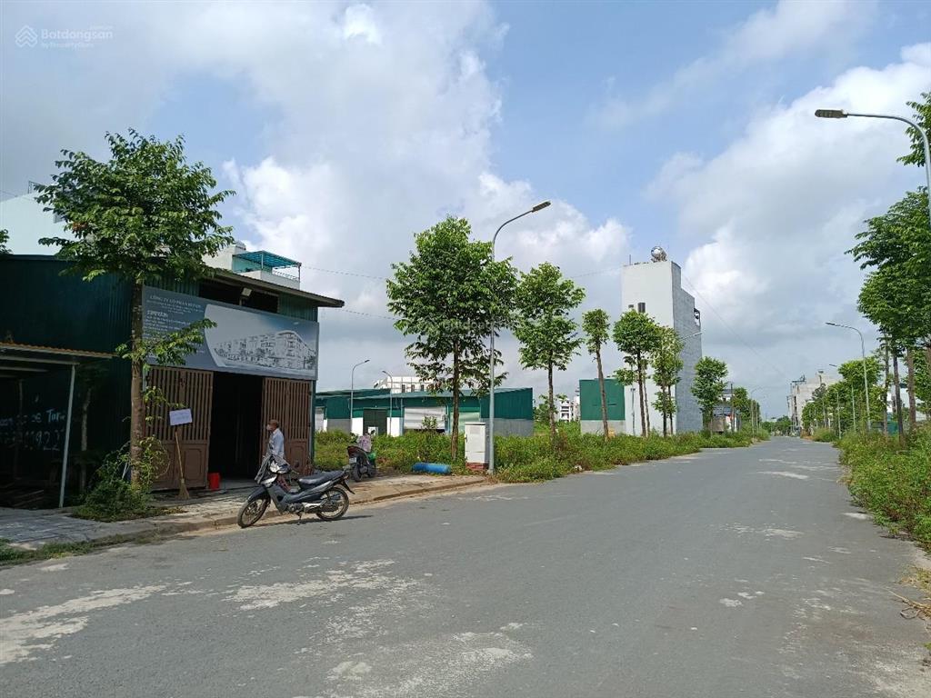 Chính chủ cho thuê nhà kho xưởng 50m2 + 20m2 gác xép