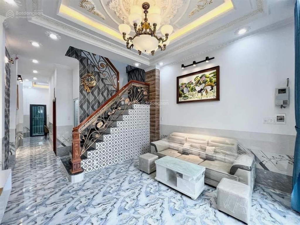 Nhà hxh văn thân, 60m2, 1 lửng 2 lầu có sân thượng ,4pn, gần chợ bình tiên, chủ xây kiên cố