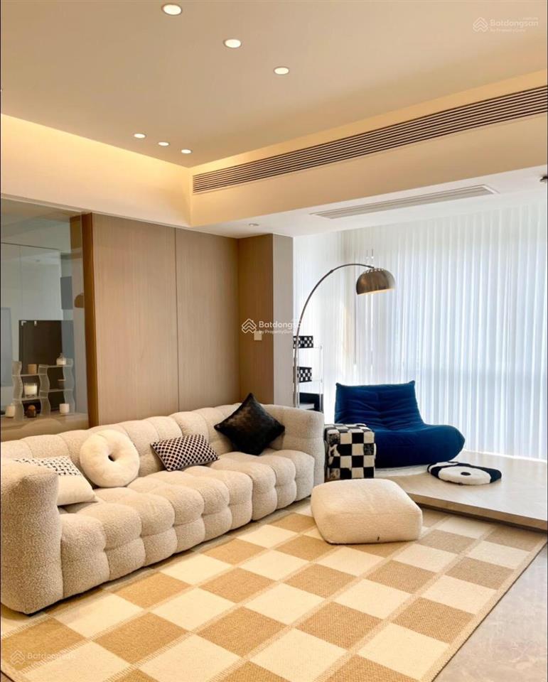 Cần cho thuê căn 3pn, 100m2 tại 360 giải phóng.  0902 030 ***