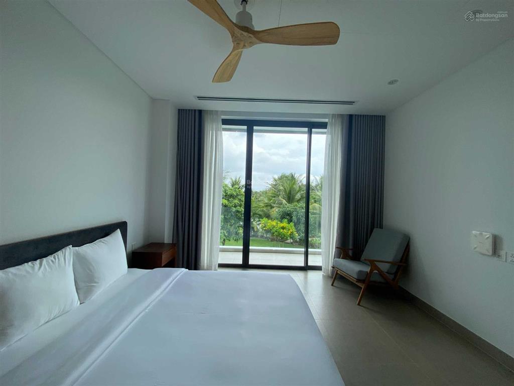 Chính chủ bán căn villa sanctuary vị trí căn góc 359,4 m2, nhận nhà ở liền, giá 20 tỷ (vat) bao hết
