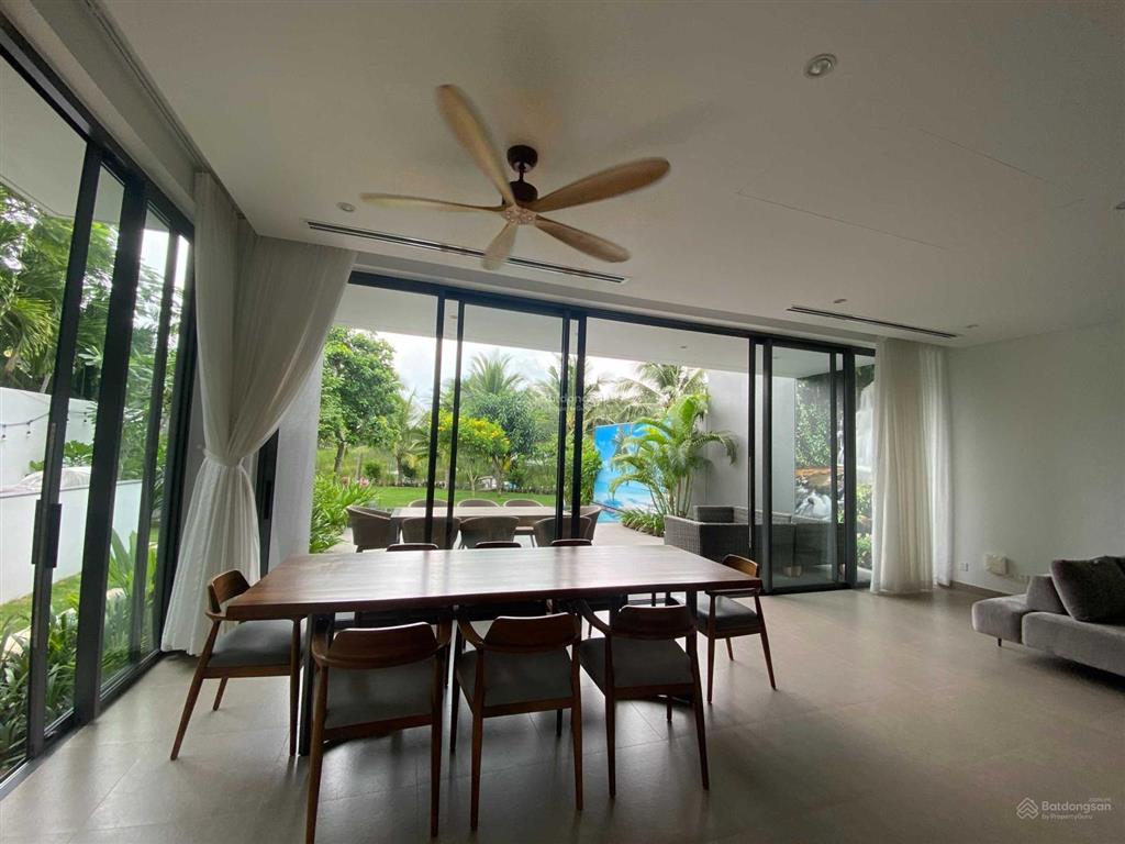 Chính chủ bán căn villa sanctuary vị trí căn góc 359,4 m2, nhận nhà ở liền, giá 20 tỷ (vat) bao hết