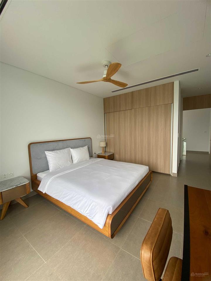 Chính chủ bán căn villa sanctuary vị trí căn góc 359,4 m2, nhận nhà ở liền, giá 20 tỷ (vat) bao hết
