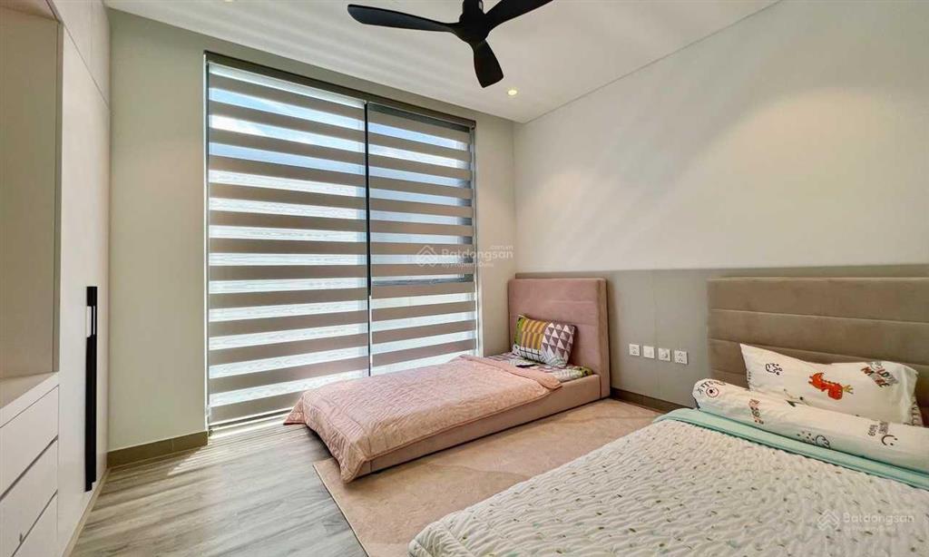 Chính chủ bán căn villa sanctuary giá 16.5 tỷ (để lại full nội thất như hình) nhà đang cho thuê tốt