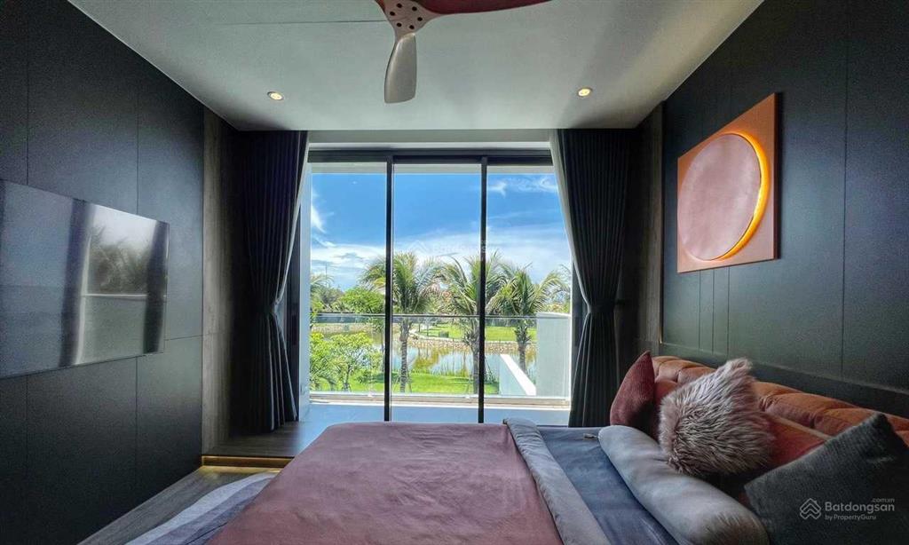 Chính chủ bán căn villa sanctuary giá 16.5 tỷ (để lại full nội thất như hình) nhà đang cho thuê tốt