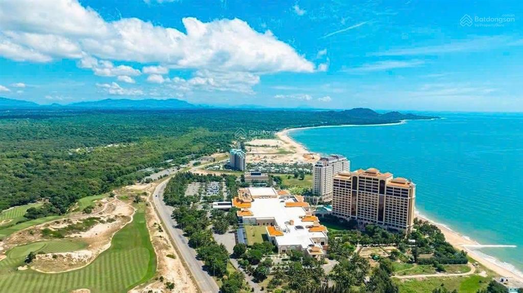Bán căn studio 2,3 tỷ view biển trong tổ hợp the grand hồ tràm, full nội thất 5 sao