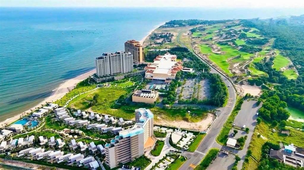Bán căn studio 2,3 tỷ view biển trong tổ hợp the grand hồ tràm, full nội thất 5 sao