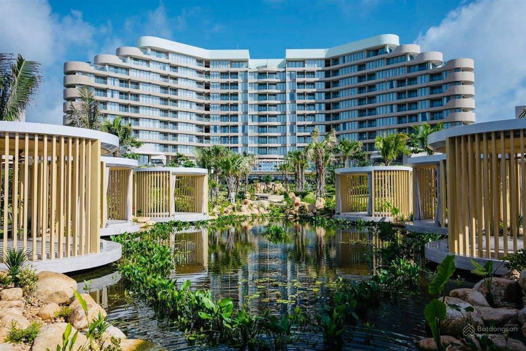 Bán căn studio 2,3 tỷ view biển trong tổ hợp the grand hồ tràm, full nội thất 5 sao