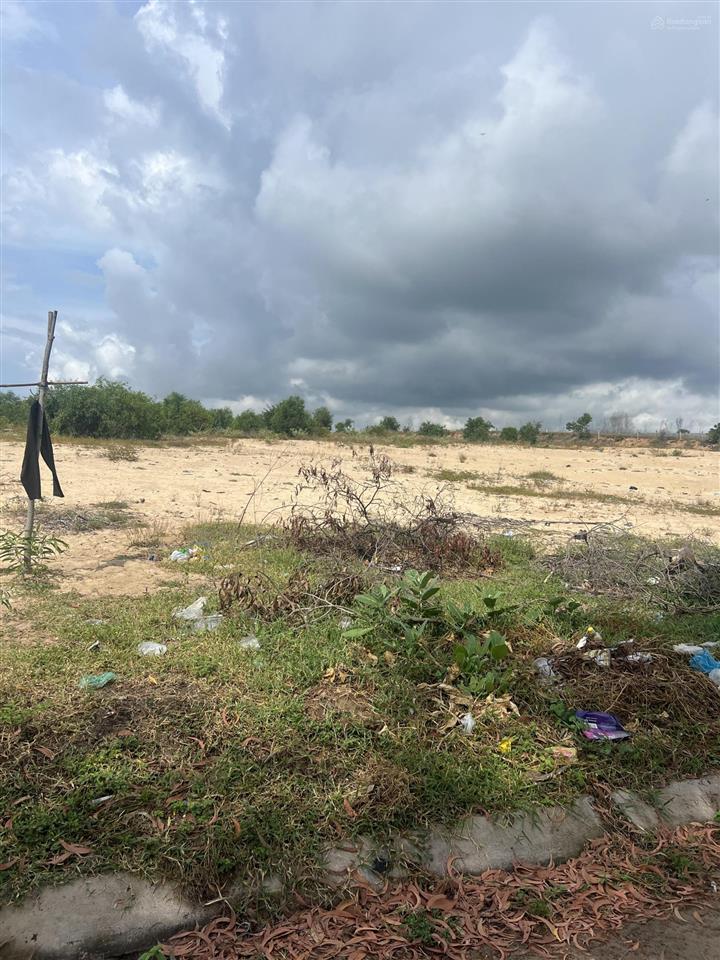 3,4ha thổ cư 2200m2 đất 2 mặt tiền trần quang diệu. quy hoạch đất ở. sát kđt 577 cách biển 400m