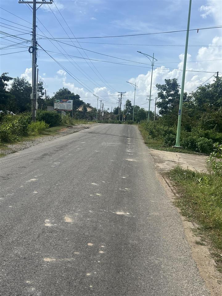 3,4ha thổ cư 2200m2 đất 2 mặt tiền trần quang diệu. quy hoạch đất ở. sát kđt 577 cách biển 400m