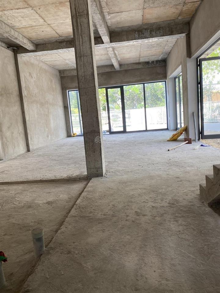 Biệt thự đơn lập phodong village 352m2 giá 31,5 tỷ. ngay công viên 2200m2.  0939 968 ***