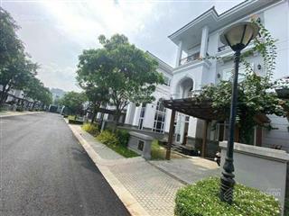 Biệt thự hoàn thiện nội thất sol villas 26 tỷ, hướng đn, dt 220m2. dọn về ở ngay.  0939 968 ***