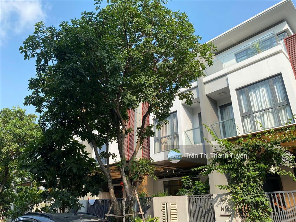 Bán nhà liền kề view sol villas, dt 120m2 giá 14,5 tỷ.  0939 968 ***