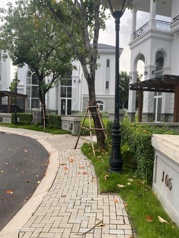 Biệt thự hoàn thiện nội thất sol villas 33 tỷ, hướng đn, dt 220m2. dọn về ở ngay.  0939 968 ***