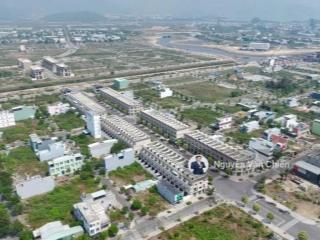 Sụp hầm lô đất nền lakeside 300m2 chỉ 19,8tr/m2 sổ sẵn cá nhân mua bán sang tên
