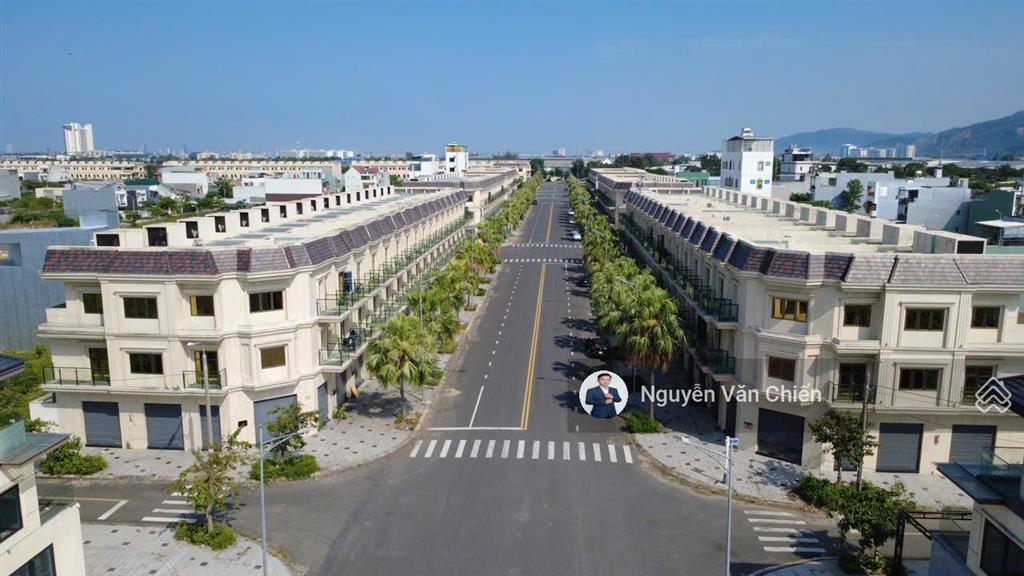 Chính chủ cần bán shophouse đường 15m tây nam 100m2 giá chỉ 6,2tỷ/100m2 vị trí đẹp