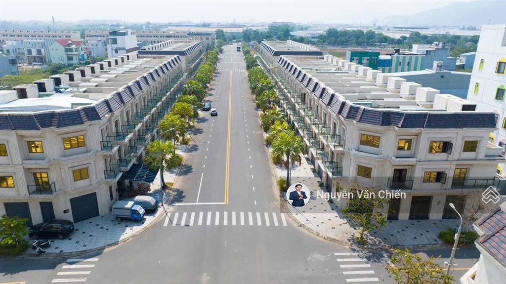 Duy nhất và cực hiếm căn đông bắc 125m2 số nhà đẹp giá tốt nhất, vị trí đẹp sổ sẵn.  0965 192 ***