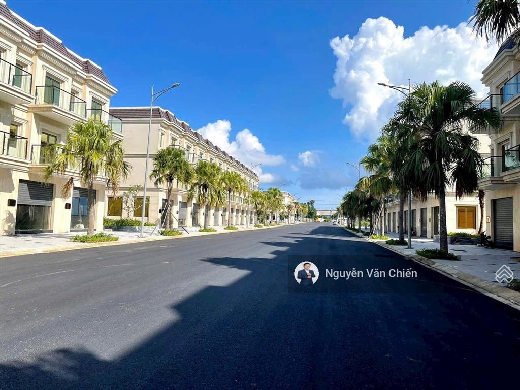 Duy nhất và cực hiếm căn đông bắc 125m2 số nhà đẹp giá tốt nhất, vị trí đẹp sổ sẵn.  0965 192 ***