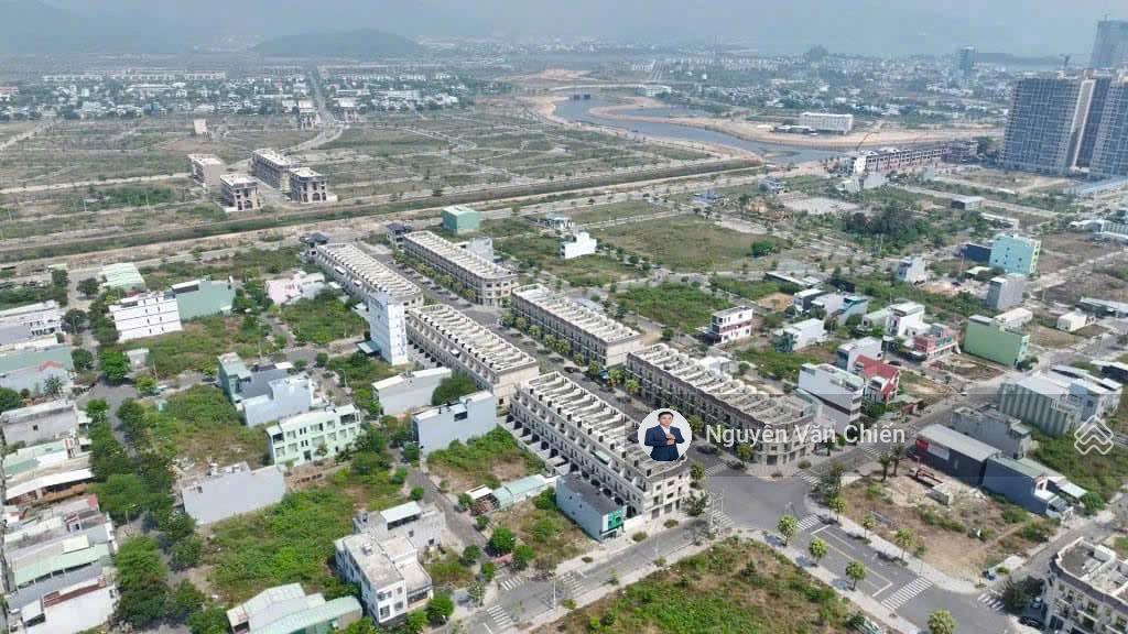 Duy nhất và cực hiếm căn đông bắc 125m2 số nhà đẹp giá tốt nhất, vị trí đẹp sổ sẵn.  0965 192 ***