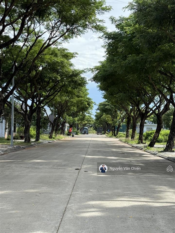 Chính chủ bán lô đất biệt thự a1 golden hill đông nam đẹp trai vip a1, ngang 7,5m gần công viên