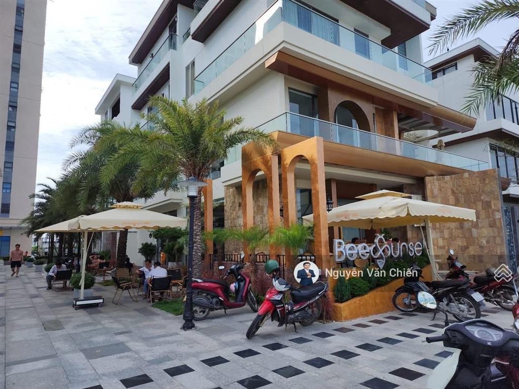 Bán lô đất biệt thự đường 15m xây tự do sổ sẵn view kênh 300m2 lô đẹp nhất khu lakeside